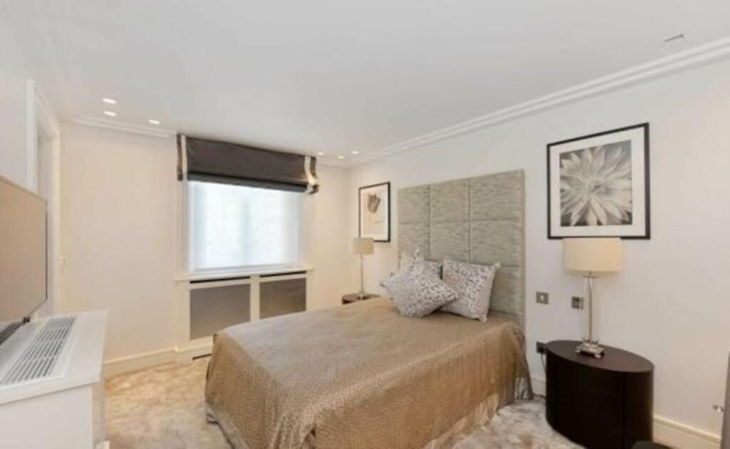 271223_235_CLOI_IMG_06_0000