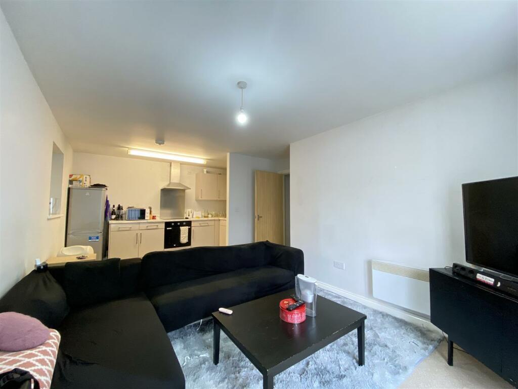 ezgif.com-webp-to-jpg-converter-30-1