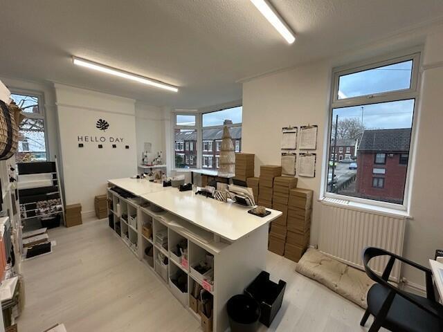 ezgif.com-webp-to-jpg-converter-53