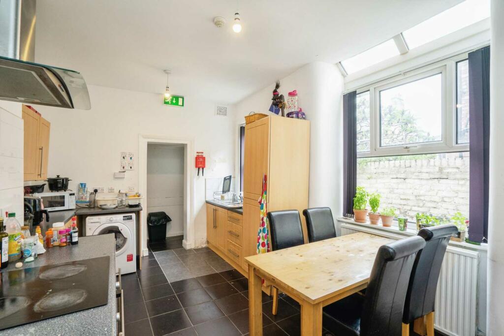 ezgif.com-webp-to-jpg-converter-41