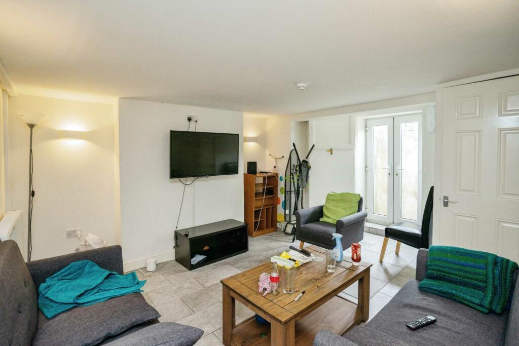 ezgif.com-webp-to-jpg-converter-43