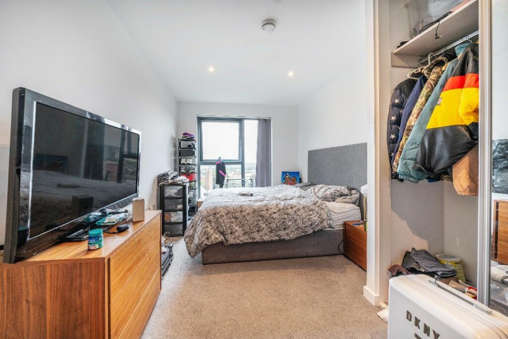 ezgif.com-webp-to-jpg-converter-63-1