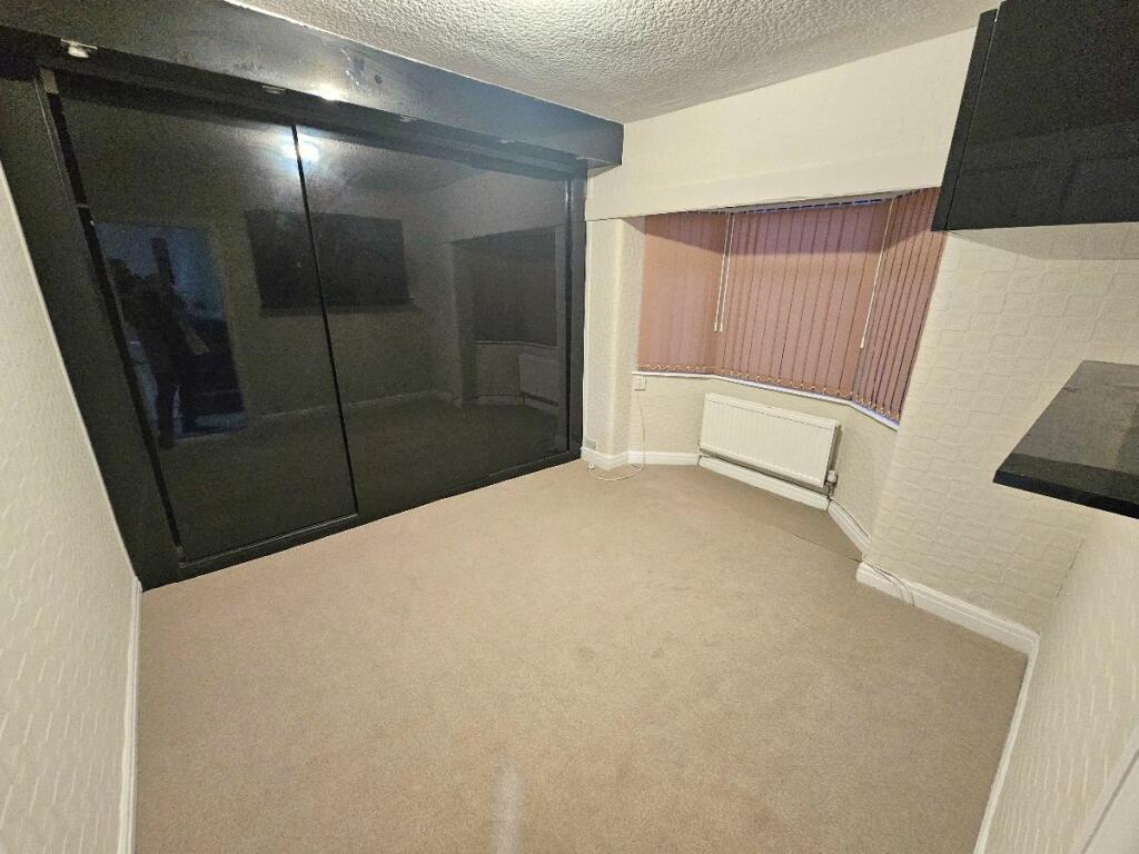 ezgif.com-webp-to-jpg-converter-13-8