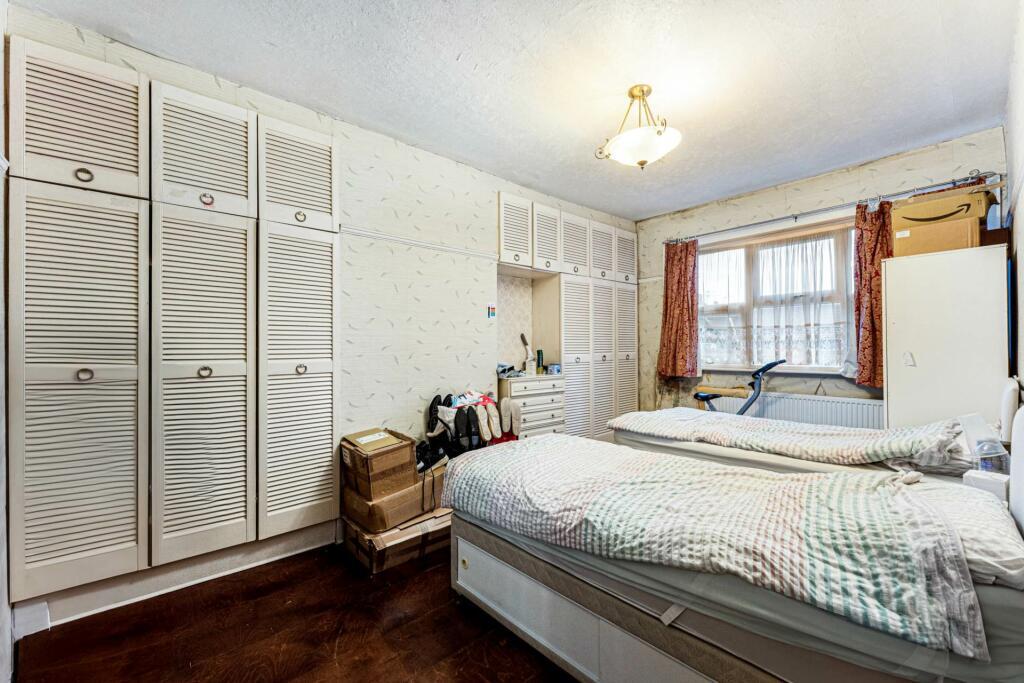 ezgif.com-webp-to-jpg-converter-58-1