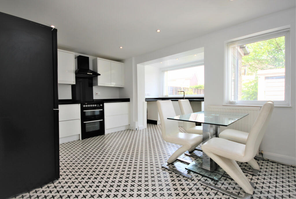 ezgif.com-webp-to-jpg-converter-69