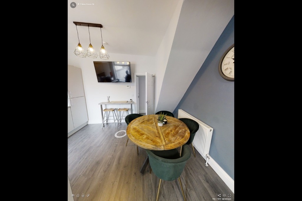 259055_NewCrossSt_IMG_03_0000-ezgif.com-webp-to-jpg-converter-1