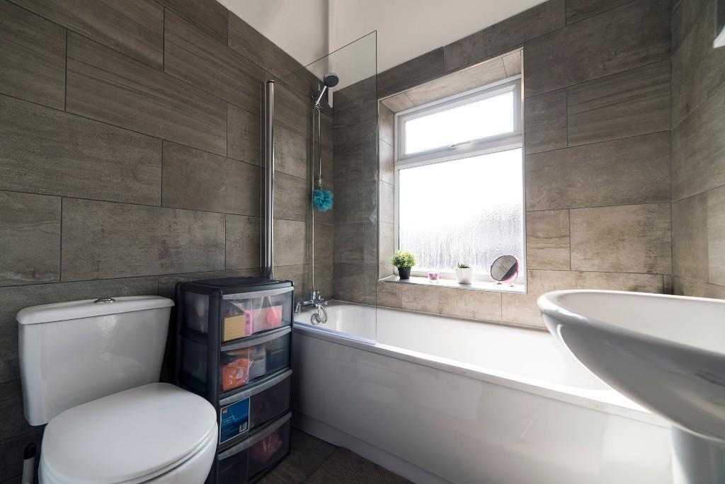 93769_14COLGATE_IMG_07_0000-ezgif.com-webp-to-jpg-converter