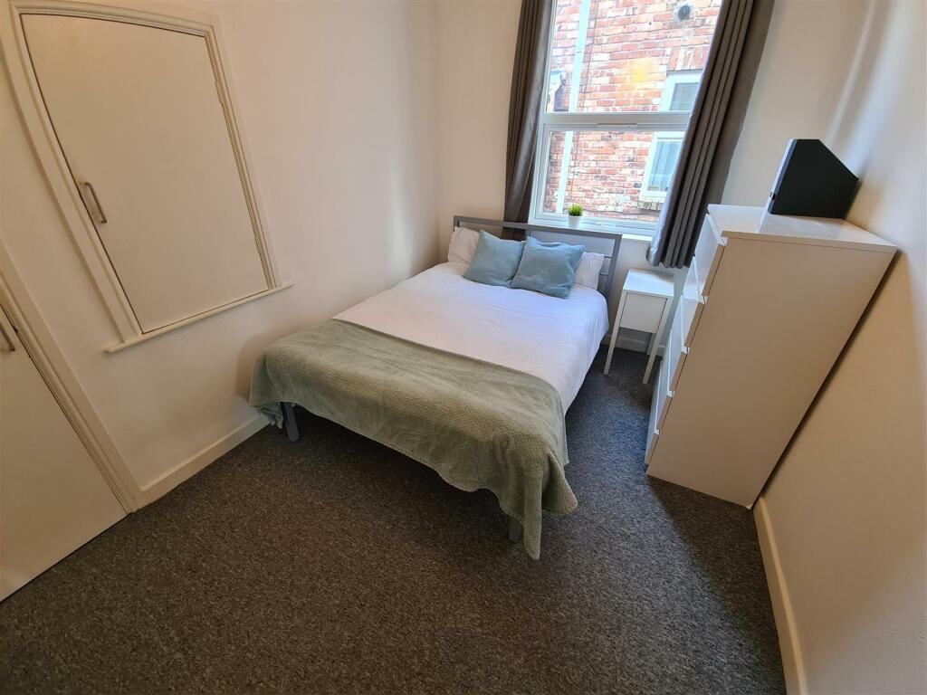 ezgif.com-webp-to-jpg-converter-16-7