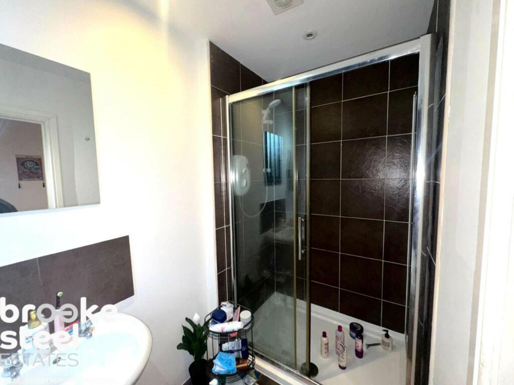 ezgif.com-webp-to-jpg-converter-17-6