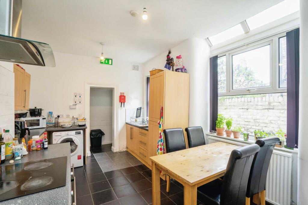 ezgif.com-webp-to-jpg-converter-19-7