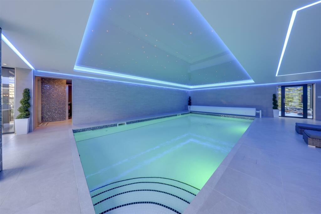 ezgif.com-webp-to-jpg-converter-2025-01-15T193415.305