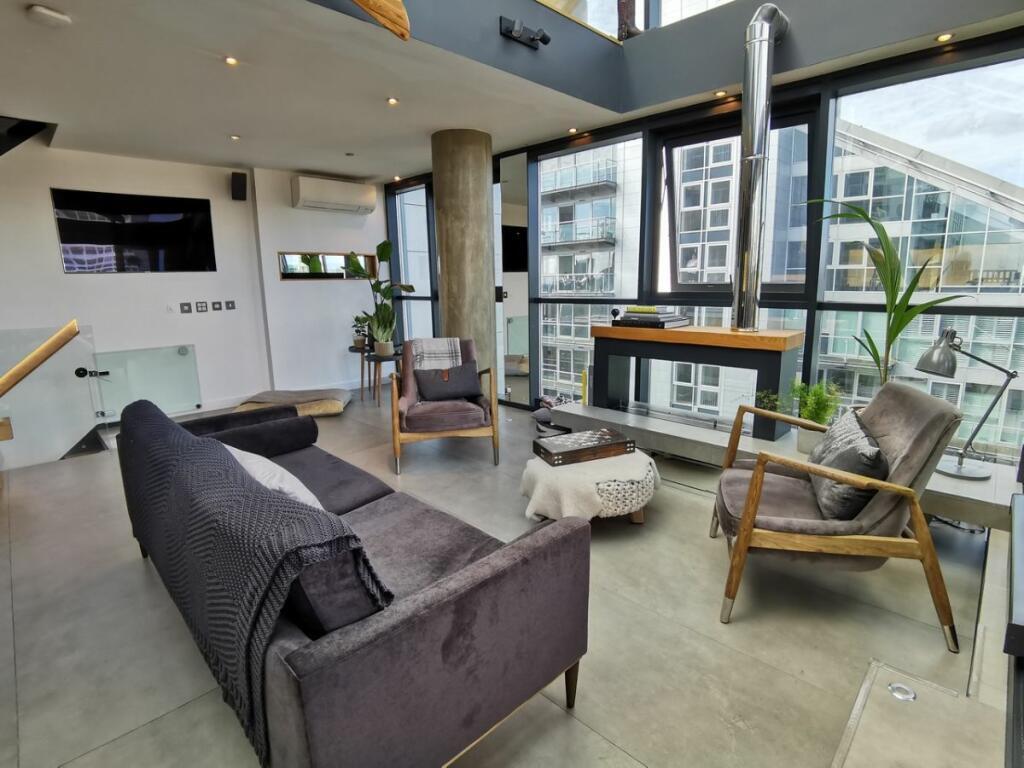 ezgif.com-webp-to-jpg-converter-2025-01-15T195621.086