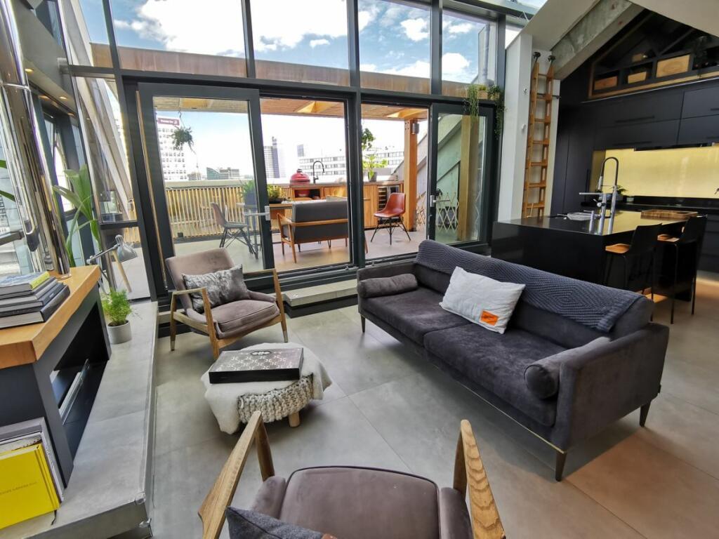 ezgif.com-webp-to-jpg-converter-2025-01-15T195656.458