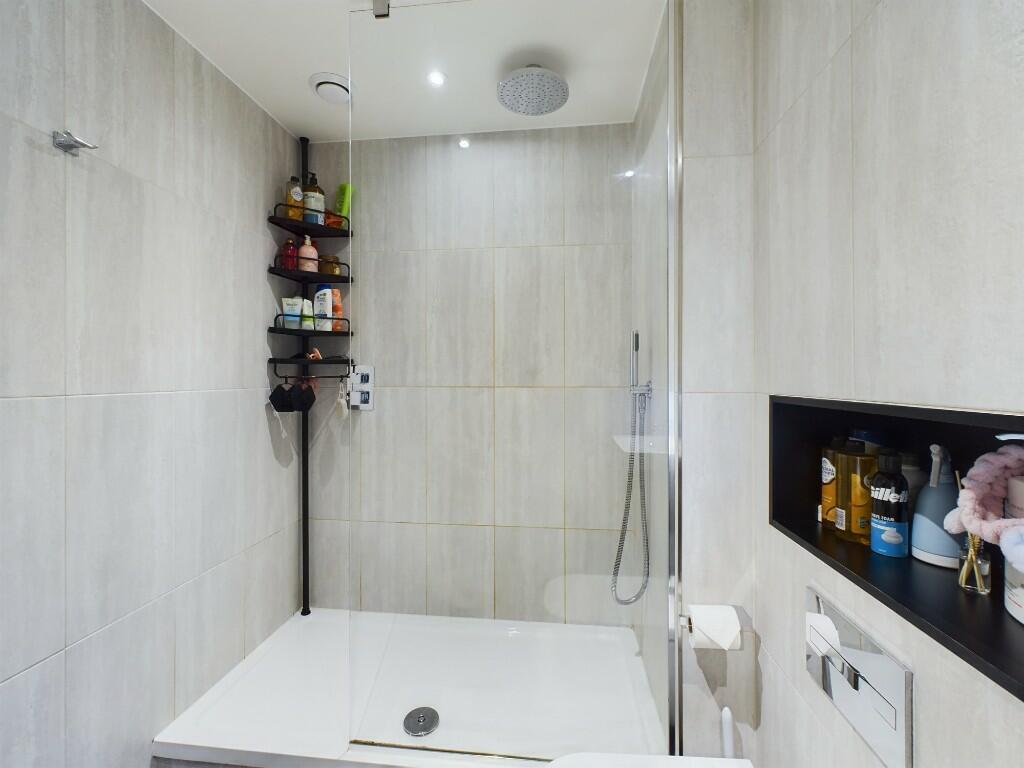 ezgif.com-webp-to-jpg-converter-2025-01-18T161110.378