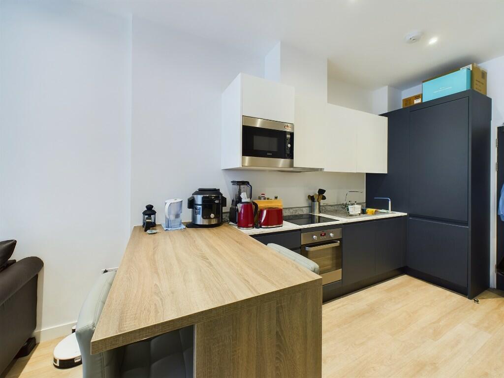 ezgif.com-webp-to-jpg-converter-2025-01-18T161212.027