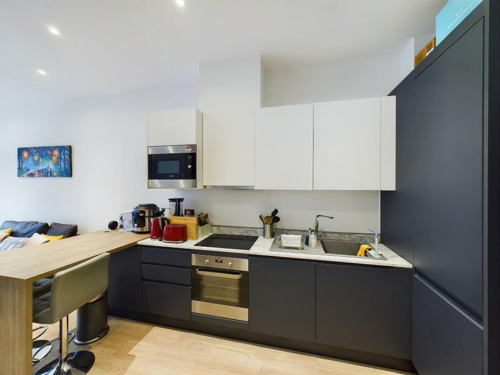 ezgif.com-webp-to-jpg-converter-2025-01-18T161225.033