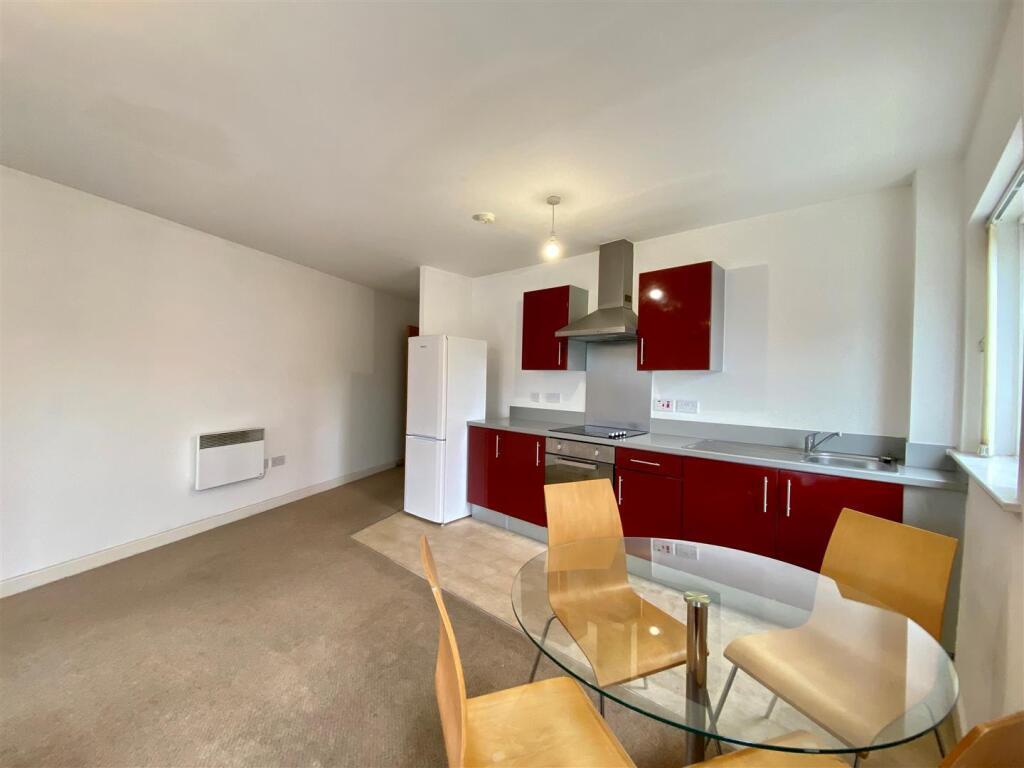 ezgif.com-webp-to-jpg-converter-2025-01-18T175543.253