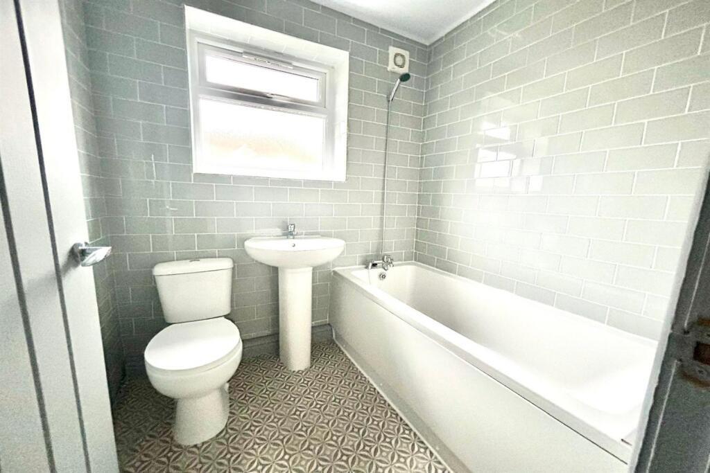 ezgif.com-webp-to-jpg-converter-2025-01-18T183922.098