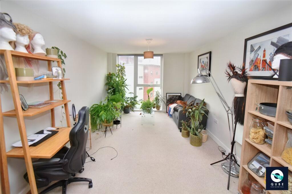 ezgif.com-webp-to-jpg-converter-2025-01-18T190343.935