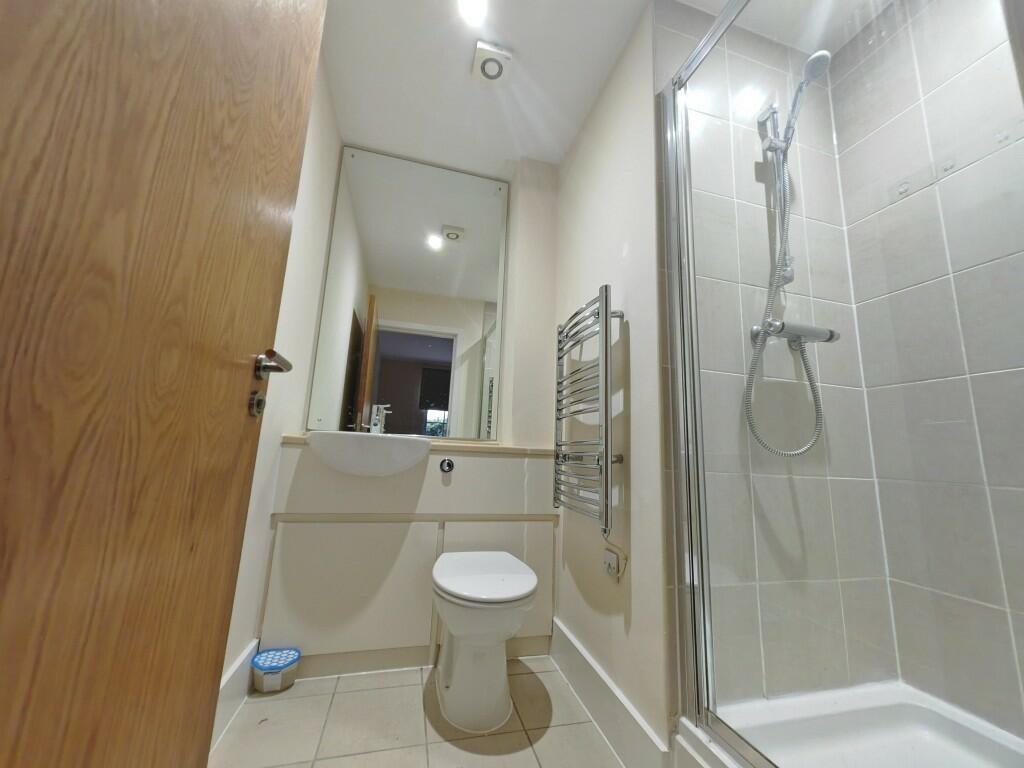 ezgif.com-webp-to-jpg-converter-2025-01-18T191911.749