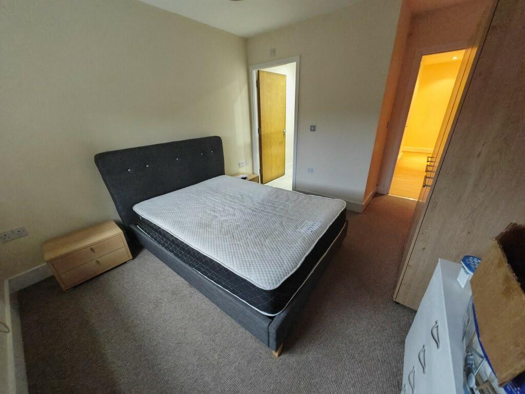 ezgif.com-webp-to-jpg-converter-2025-01-18T191932.131