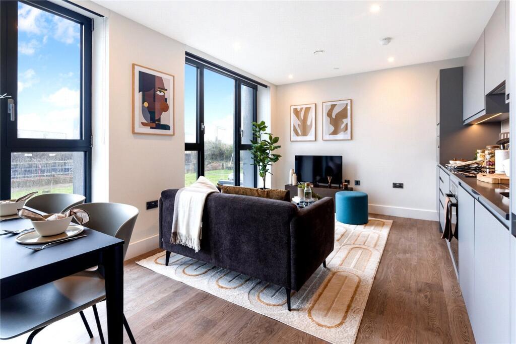 ezgif.com-webp-to-jpg-converter-2025-01-20T191150.750