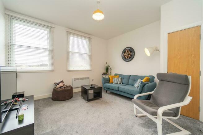 ezgif.com-webp-to-jpg-converter-2025-01-21T200858.839