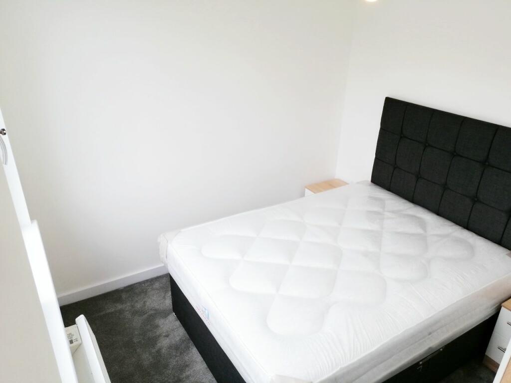 ezgif.com-webp-to-jpg-converter-2025-01-22T191548.792