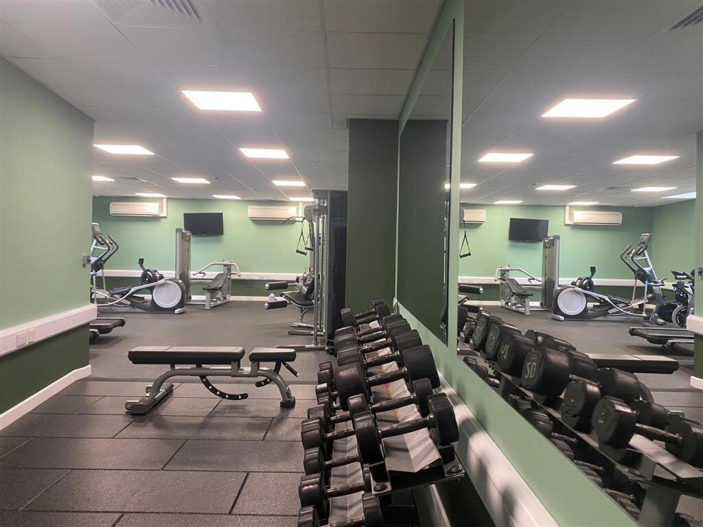 ezgif.com-webp-to-jpg-converter-2025-01-22T192459.227