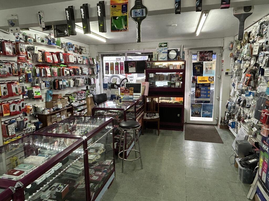 ezgif.com-webp-to-jpg-converter-2025-01-22T194441.317