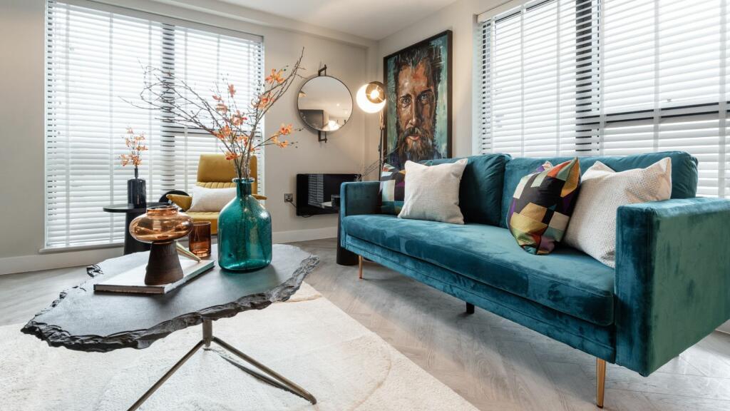 ezgif.com-webp-to-jpg-converter-2025-01-29T185831.546