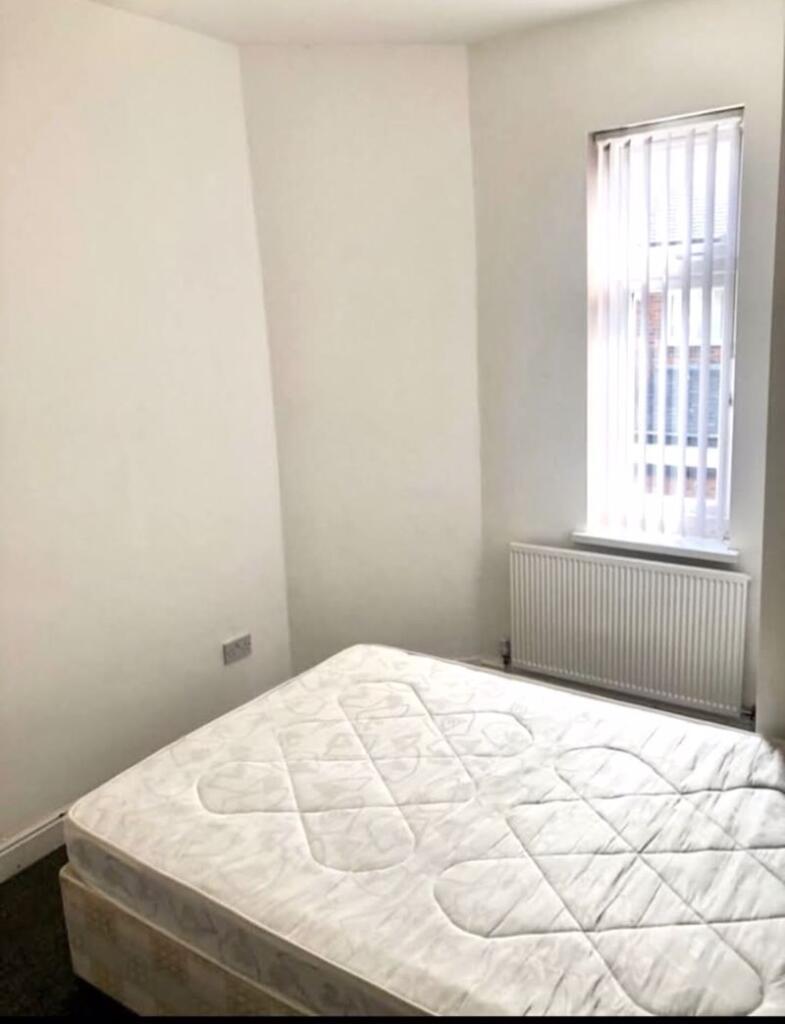 ezgif.com-webp-to-jpg-converter-2025-01-29T191347.415