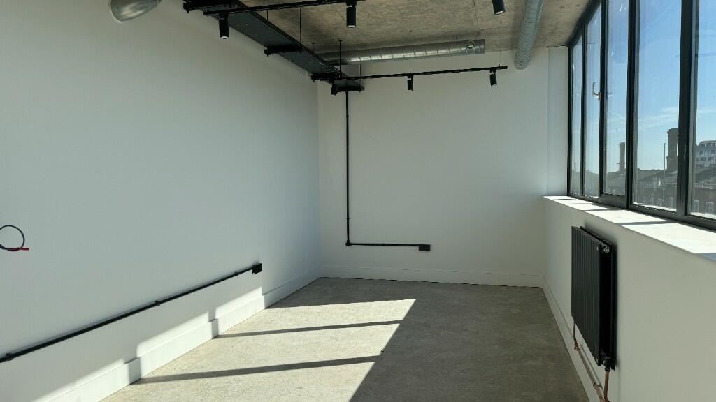 ezgif.com-webp-to-jpg-converter-21-3