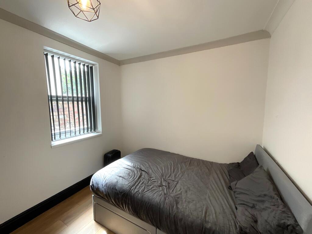 ezgif.com-webp-to-jpg-converter-23-6