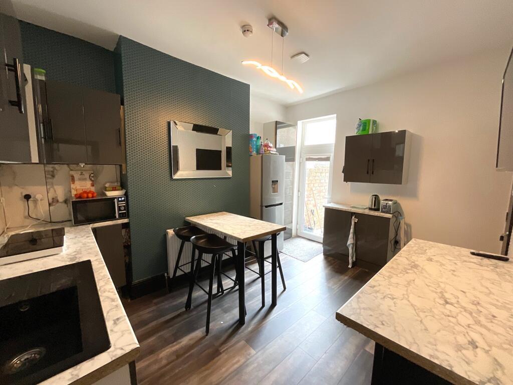 ezgif.com-webp-to-jpg-converter-25-6