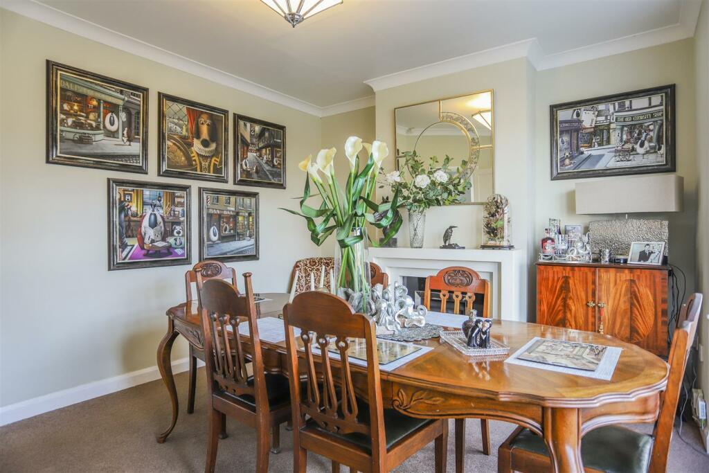 ezgif.com-webp-to-jpg-converter-32