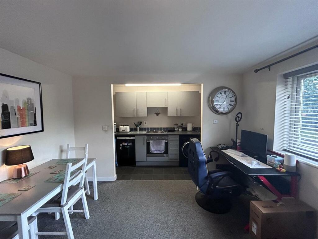 ezgif.com-webp-to-jpg-converter-64-1