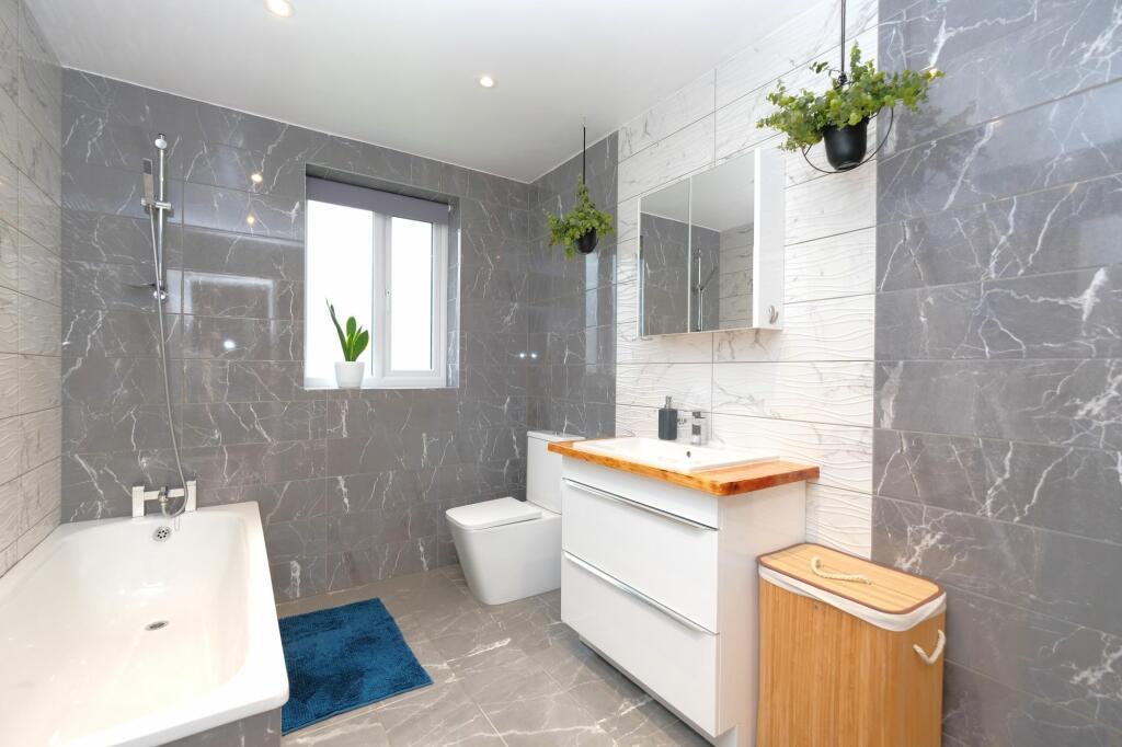 ezgif.com-webp-to-jpg-converter-68