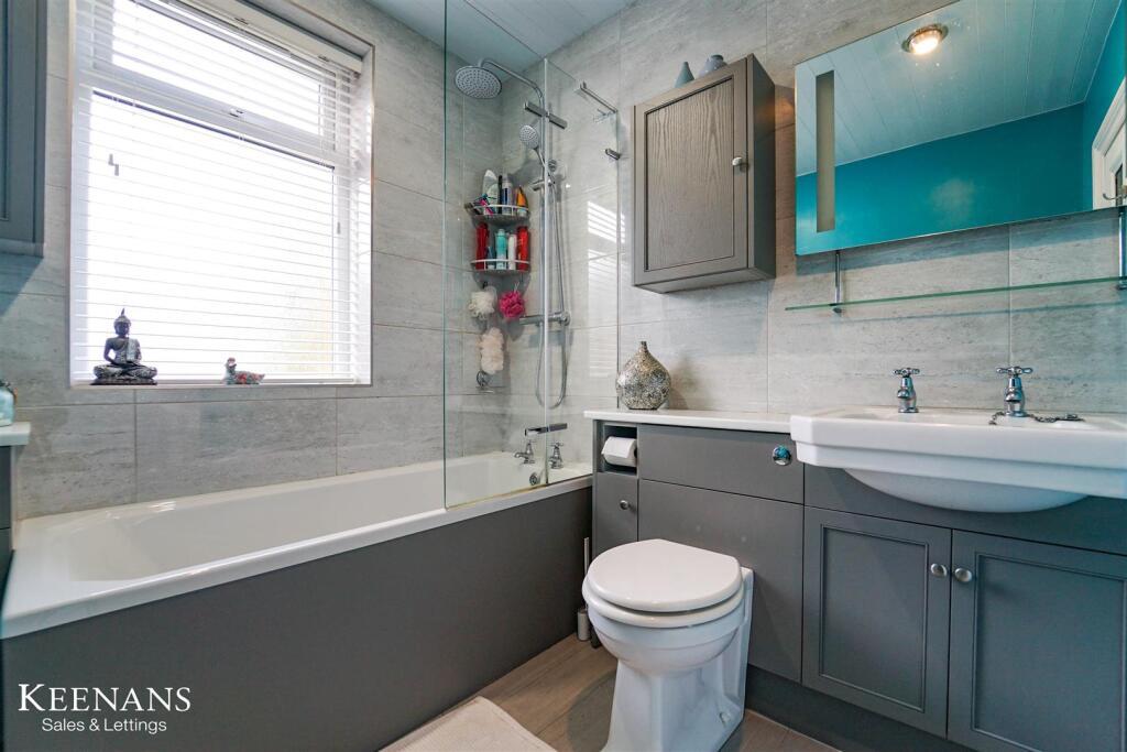 ezgif.com-webp-to-jpg-converter-79-2