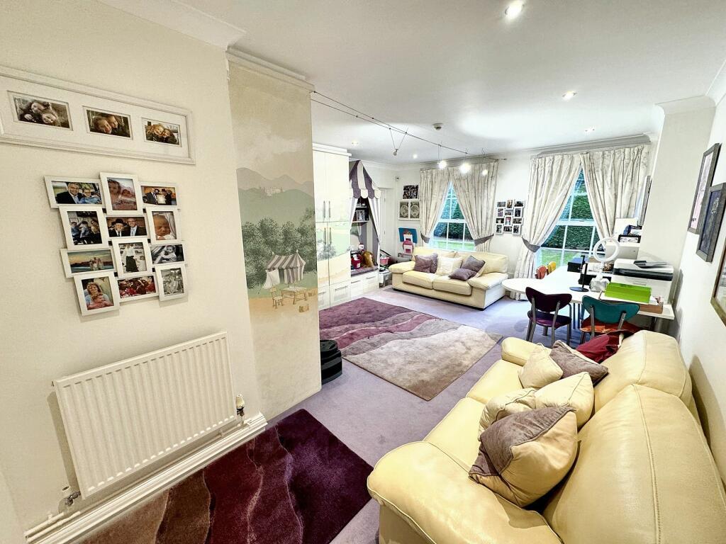 ezgif.com-webp-to-jpg-converter-82