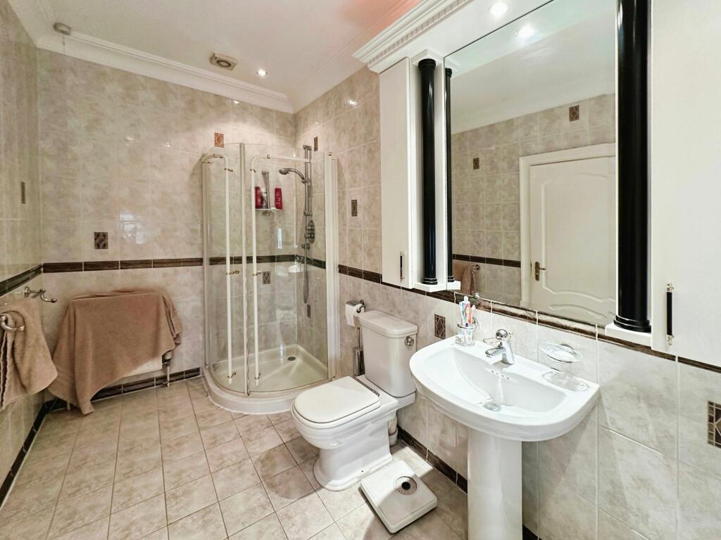 ezgif.com-webp-to-jpg-converter-86