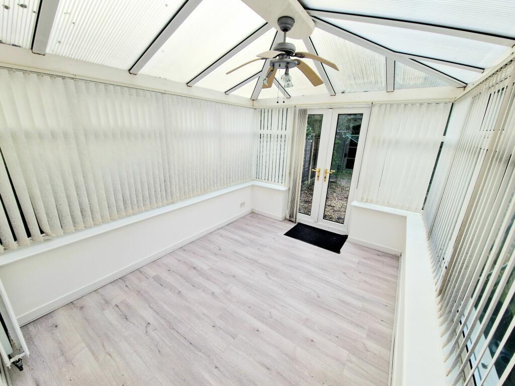 ezgif.com-webp-to-jpg-converter-93-1