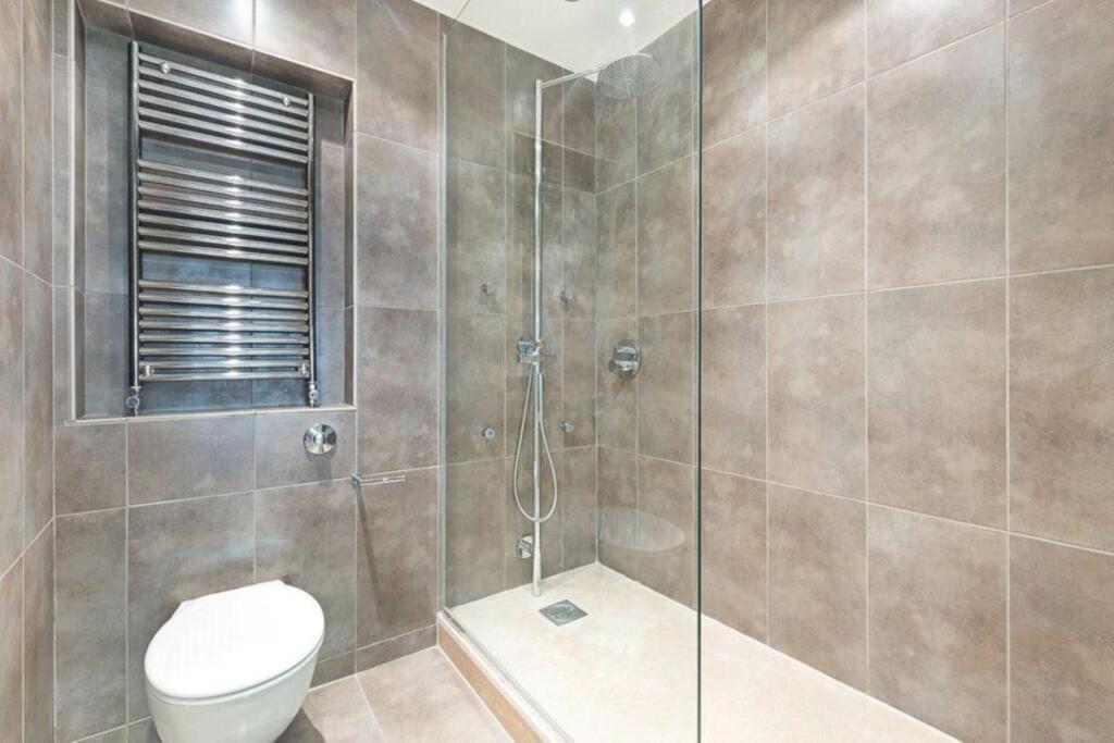 271223_236_CLOI_IMG_03_0000-ezgif.com-webp-to-jpg-converter