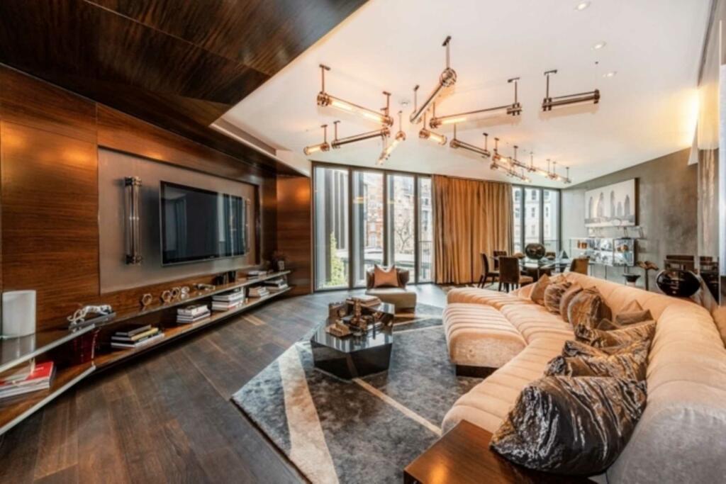 271223_34_CLOI_IMG_04_0000-ezgif.com-webp-to-jpg-converter