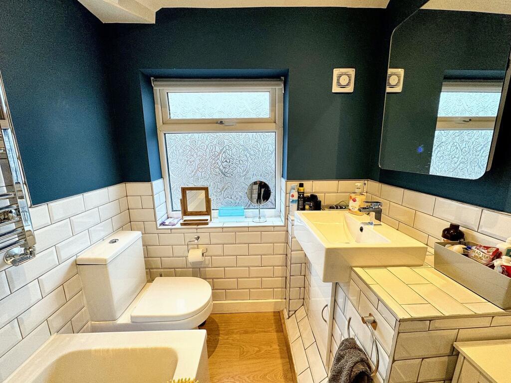 39452_414a6dca-d7d5-4b63-9ac9-47e69101a856_IMG_18_0000-ezgif.com-webp-to-jpg-converter