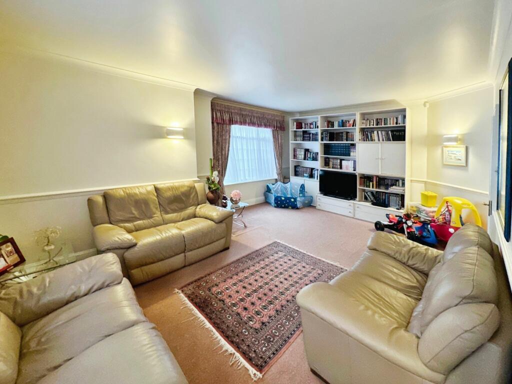 39452_e5351ce6-5dc2-44f1-bccb-1a13fbd0e9ff_IMG_10_0001-ezgif.com-webp-to-jpg-converter