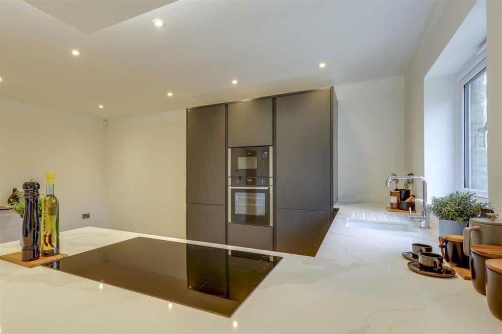 74904_32242186_IMG_34_0000-ezgif.com-webp-to-jpg-converter