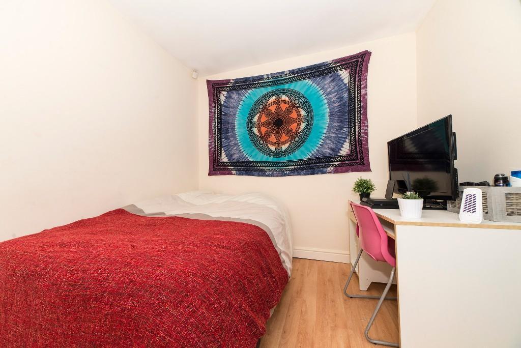 93769_28WALDAVENUE_IMG_06_0000-ezgif.com-webp-to-jpg-converter