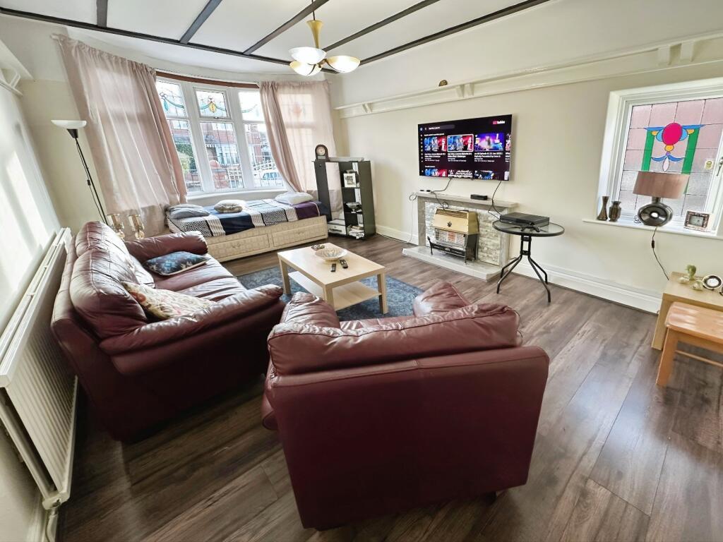 ezgif.com-webp-to-jpg-converter-2025-02-01T193144.222