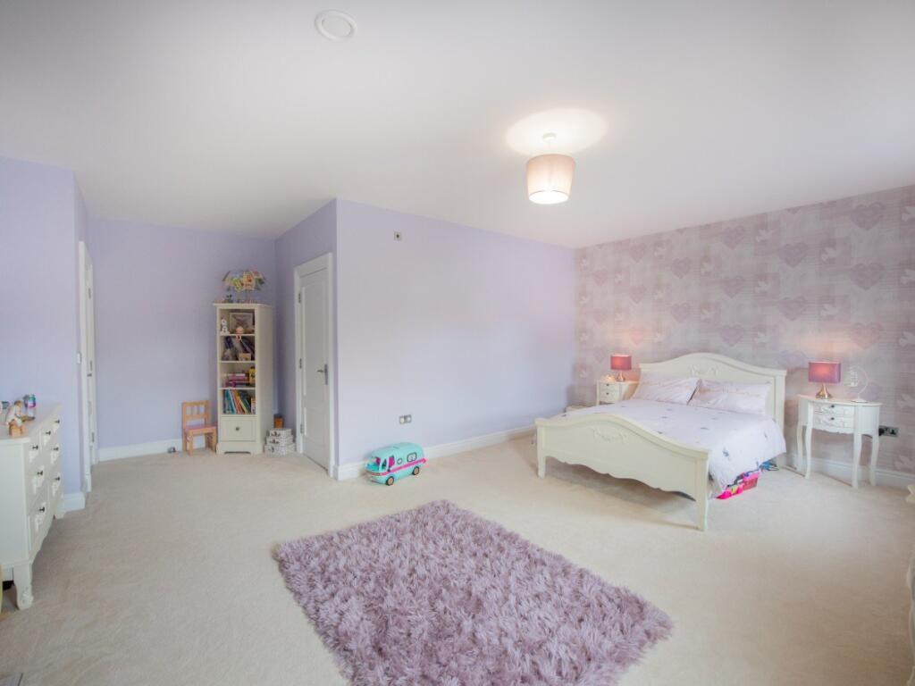 ezgif.com-webp-to-jpg-converter-2025-02-07T175312.503